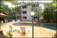 Cairns Reef Apartments - Pool Side