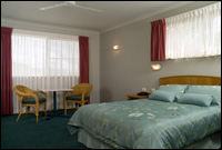 Cairns Motel - Cairns Race Course Accommodation